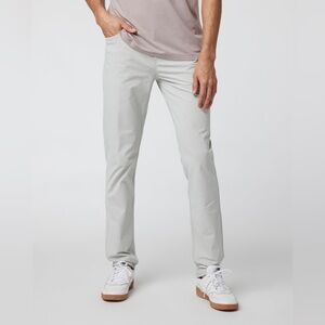 Vuori Meta Pant 34" Athletic Slim in Vapor Color